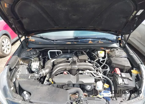 2018 Subaru Legacy 2.5I Premium из США, поврежденный, VIN 4S3BNAF63J3040357